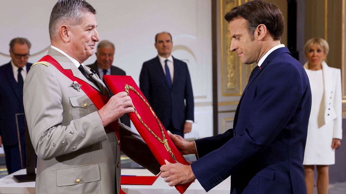Macron a de nouveau prêté serment en tant que président de la France